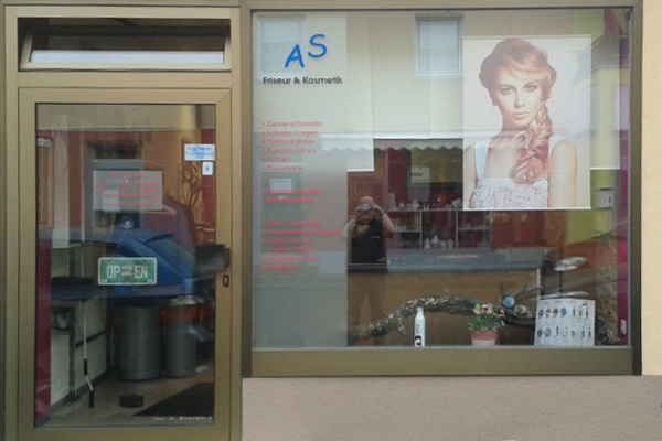 Vorderansicht unseres Ladens